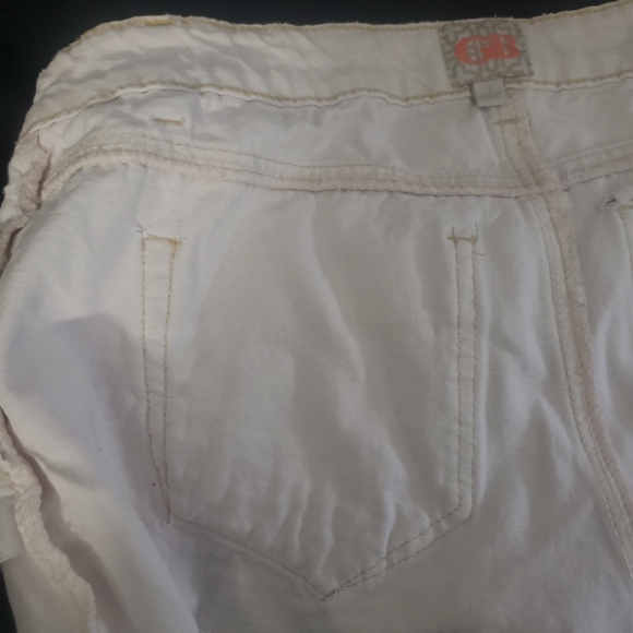 White distressed jean shorts - Picture 15 of 16